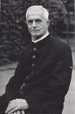 Prälat Dr. h.c. Robert Mäder (1875-1945)